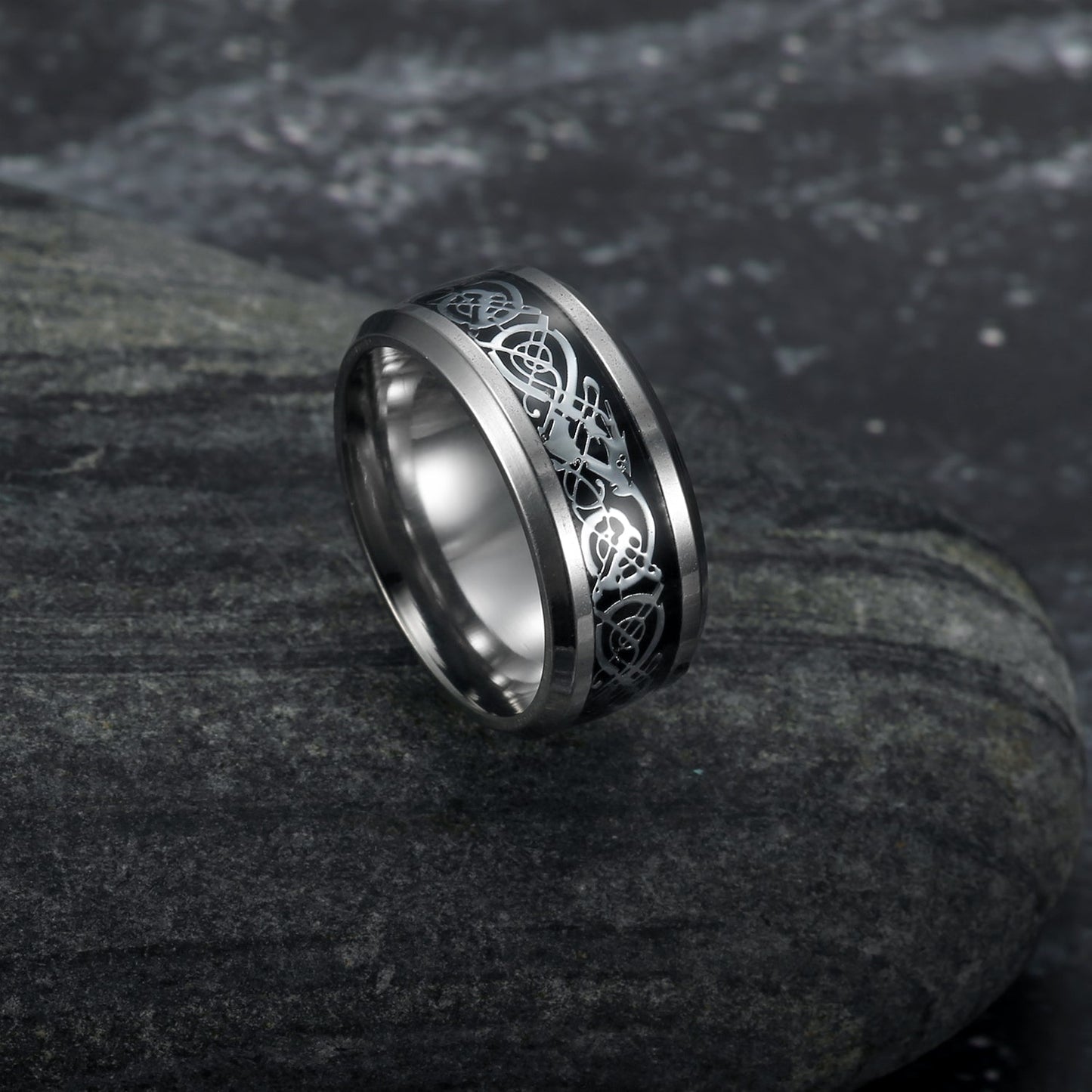 Bjorn Regalia Dragon Scale Wedding Band